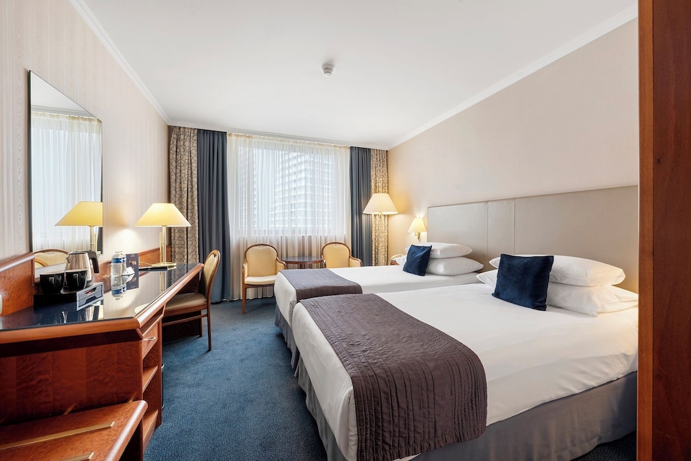 Habitación Premium con 2 camas individuales (Panoramic view) del hotel Panorama Prague. Foto 1