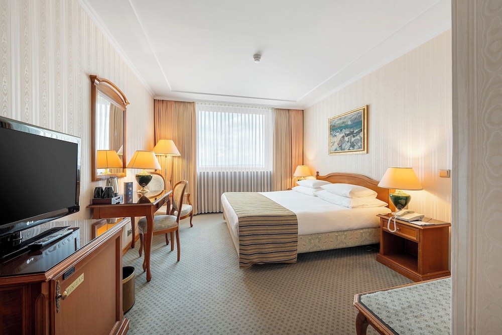 Habitación superior, 1 cama de matrimonio grande del hotel Panorama Prague