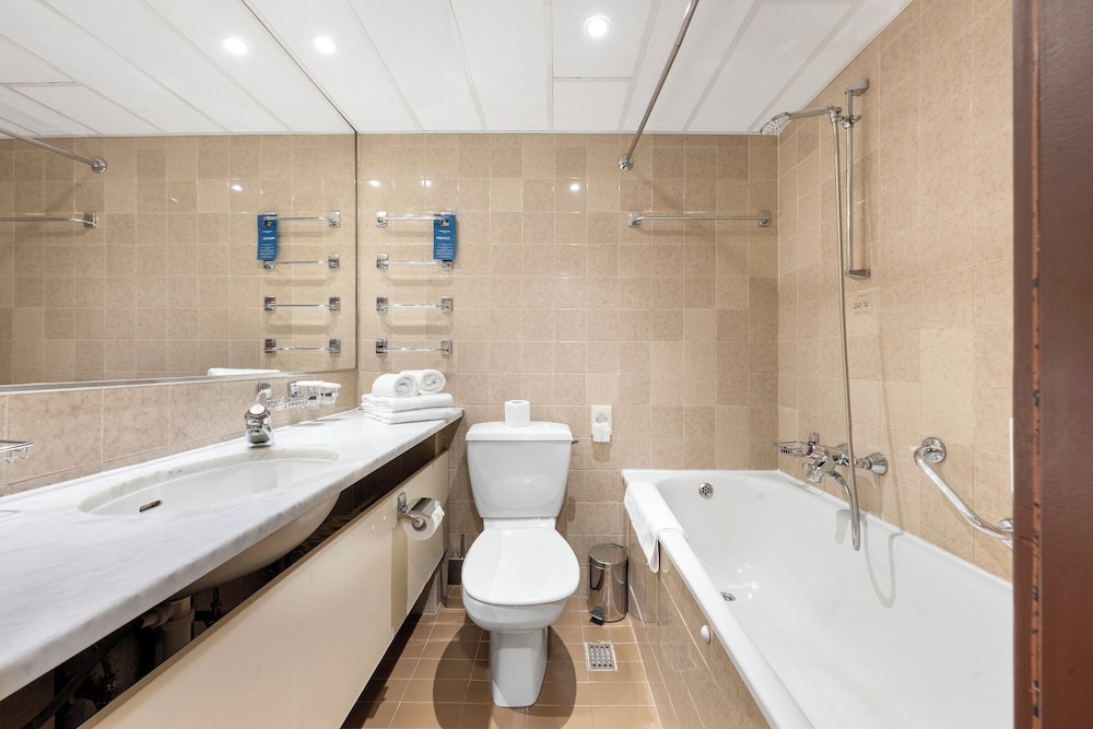 Habitación clásica, 1 cama de matrimonio grande del hotel Panorama Prague. Foto 3