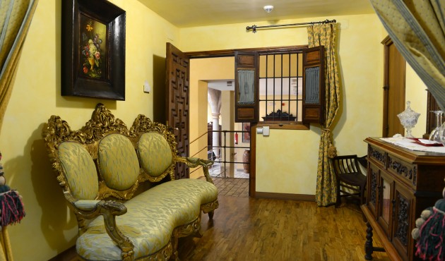 Habitación doble Superior del hotel Cetina Palacio De Los Salcedo. Foto 1