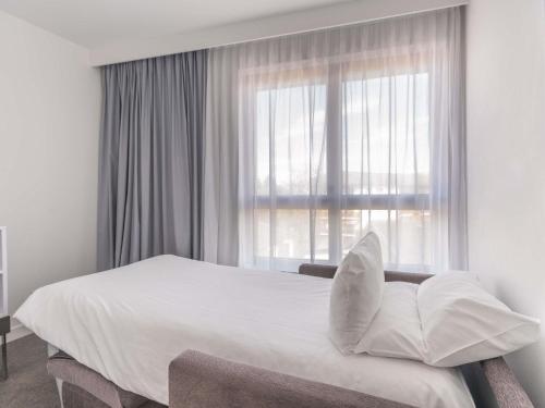 Suite Executive con cama grande del hotel Novotel Suites Colmar Centre