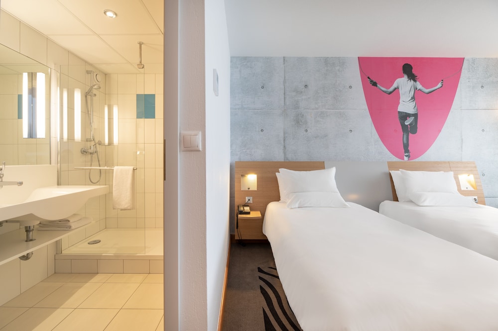 Habitación Superior Cómoda con 1 cama doble del hotel Novotel Wroclaw City. Foto 3