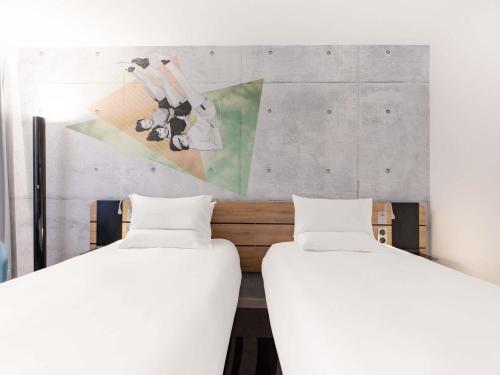 Habitación Superior con 1 cama doble del hotel Novotel Wroclaw City. Foto 3