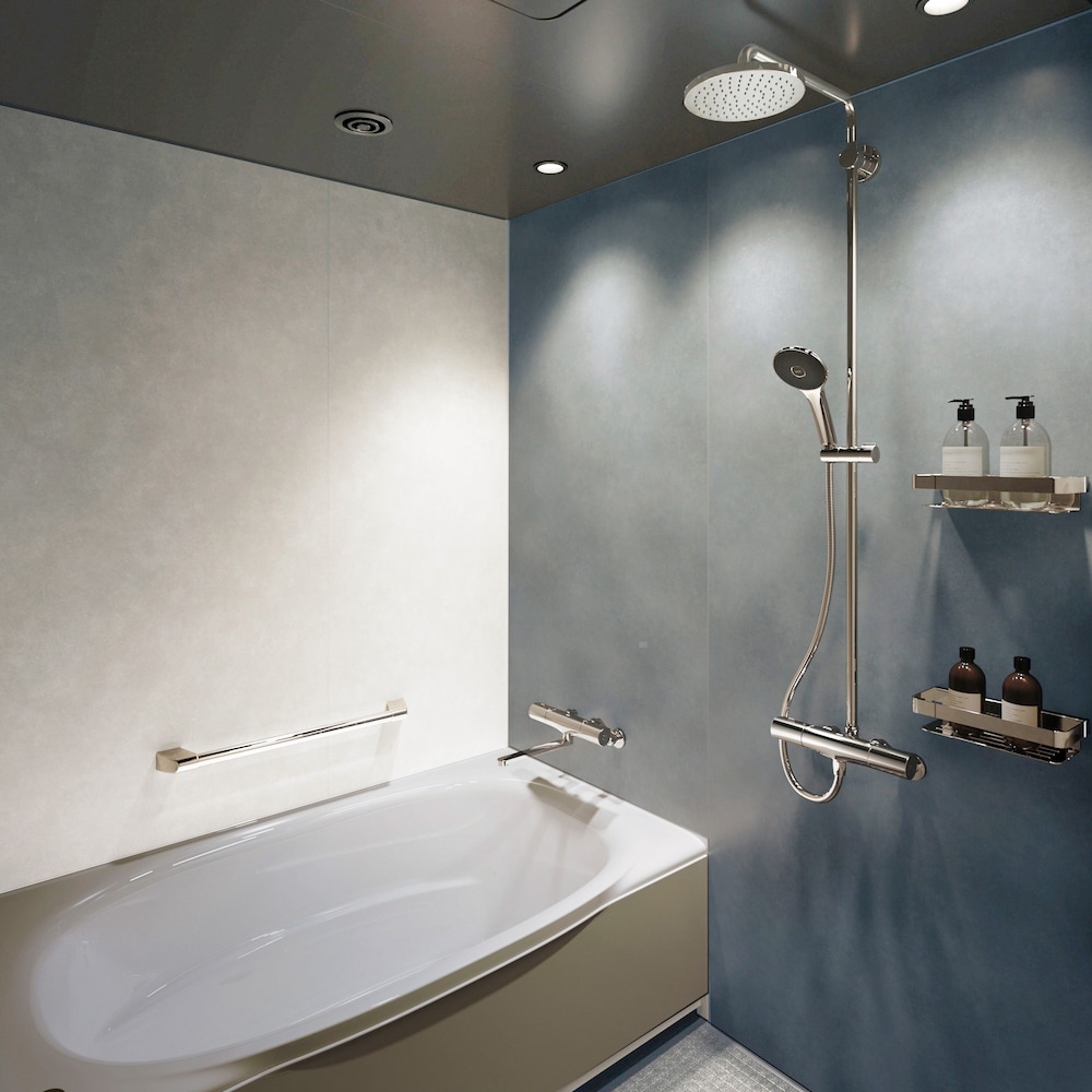 Habitación superior con 2 camas individuales para familias del hotel Grand Mercure Minamiboso Resort and Spa. Foto 1