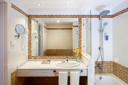 Habitación Doble Deluxe del hotel Smy Isla Cristina