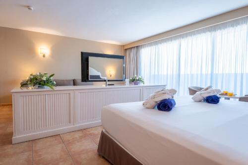Habitación Doble Deluxe del hotel Smy Isla Cristina. Foto 7