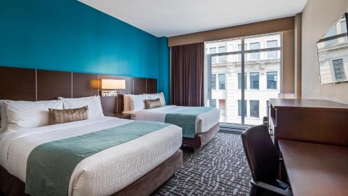 Habitación con 2 camas grandes - No fumadores del hotel Best Western Plus Montreal. Foto 5