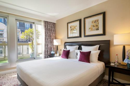 Suite Executive del hotel Warwick Paris. Foto 1