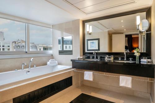 Suite Presidencial del hotel Warwick Paris. Foto 2