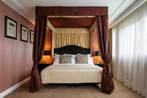 Suite Presidencial del hotel Warwick Paris. Foto 5