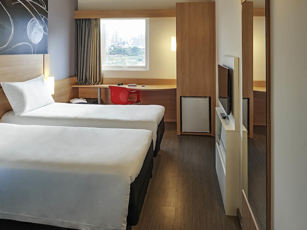 Apartamento estándar con camas individuales del hotel Ibis Londrina Shopping