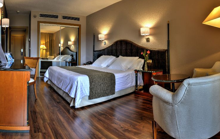 Habitación doble Vista ciudad del hotel Beatriz Toledo Auditorium and Spa