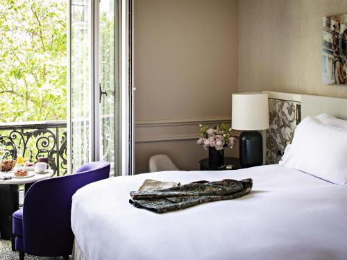 Habitación de lujo con vistas al patio o a la Rue Scribe - 1 cama grande del hotel Sofitel Le Scribe Paris Opéra