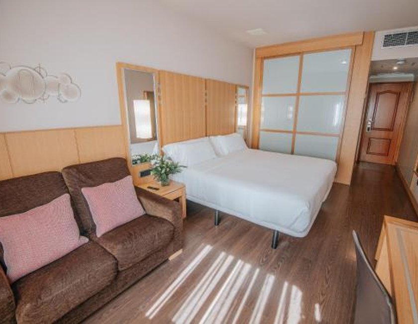 Habitación Silgar del hotel Gran Talaso Sanxenxo. Foto 15