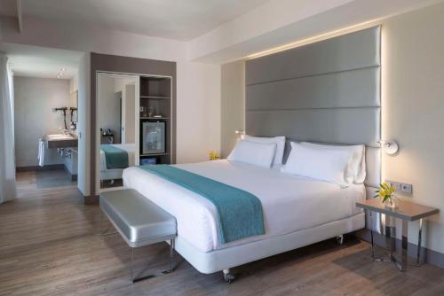 Habitación Doble Superior con terraza - 1 o 2 camas del hotel Nh Madrid Zurbano