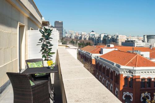 Habitación Doble Superior con terraza - 1 o 2 camas del hotel Nh Madrid Zurbano. Foto 2