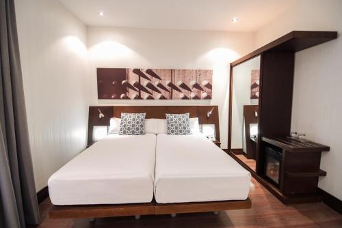 Habitación Doble del hotel Petit Palace Marques Santa Ana