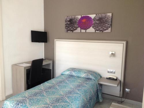 Habitación Individual del hotel Planas. Foto 6