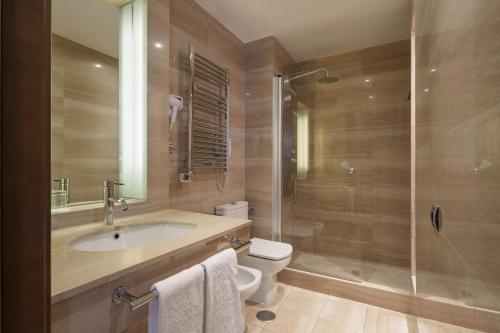Suite Familiar del hotel Dorma León. Foto 3