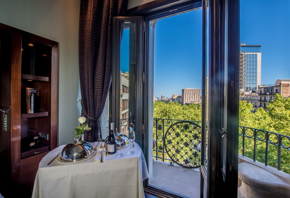 Suite Grand del hotel Casa Fuster. Foto 7