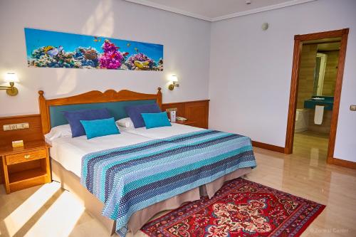 Habitación Triple del hotel Zentral Center. Foto 1