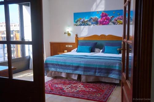 Suite Deluxe del hotel Zentral Center. Foto 2