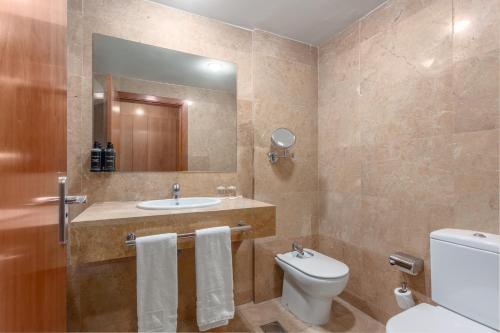 Habitación Doble con vistas del hotel Eurostars Toledo. Foto 3