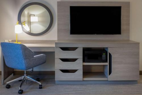 Habitación adaptada para personas de movilidad reducida - No fumadores - Cama extragrande del hotel Hampton Inn Harriman Woodbury