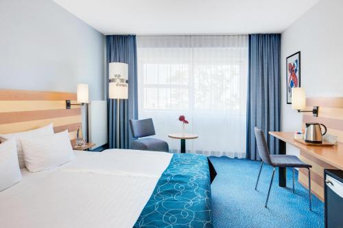 Habitación Doble Estándar - 2 camas del hotel Intercityhotel Frankfurt Airport