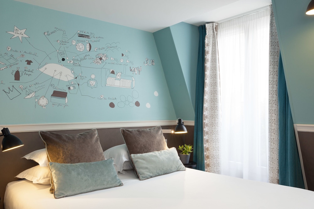 Habitación estándar con 1 cama doble o 2 individuales del hotel Les Trois Poussins. Foto 3
