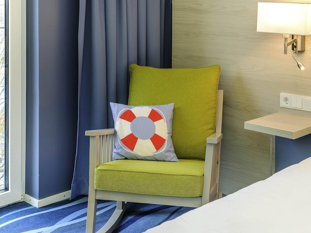 Habitaciones All Comfort con 2 camas individuales del hotel Ibis Styles Konstanz. Foto 2