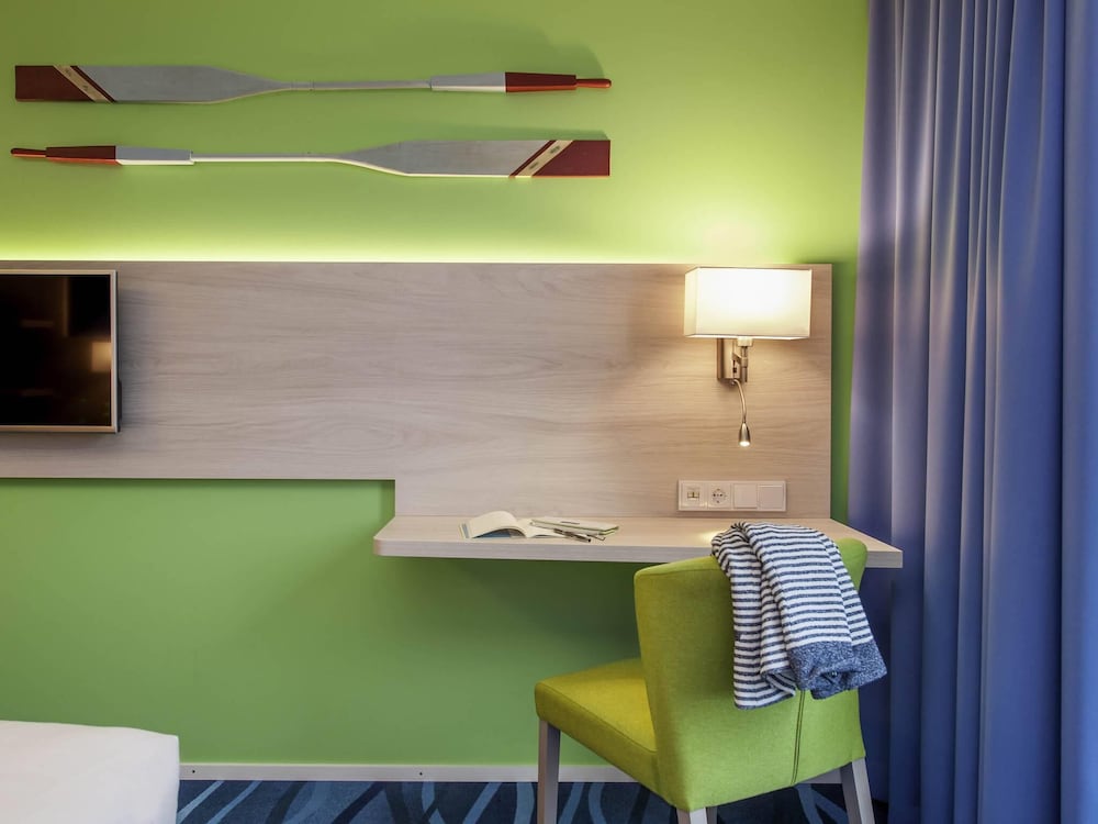 Habitaciones All Comfort con 2 camas individuales del hotel Ibis Styles Konstanz. Foto 3
