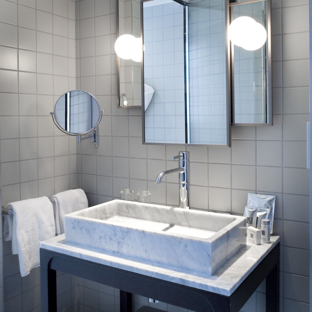 Habitación clásica doble del hotel Saint Dominique. Foto 9