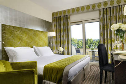 Habitación Doble Deluxe con balcón y vistas del hotel FH55 Grand Hotel Mediterraneo