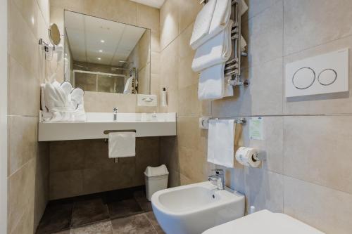 Suite Junior del hotel FH55 Grand Hotel Mediterraneo. Foto 4