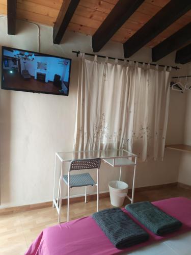 Habitación Doble con baño privado del hotel Azahar. Foto 4