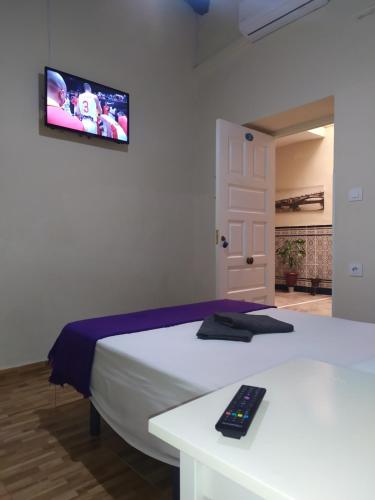 Habitación Doble con baño privado del hotel Azahar. Foto 5