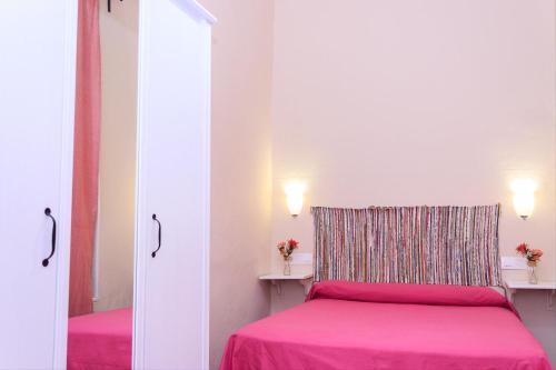 Habitación Doble con baño privado del hotel Azahar. Foto 15