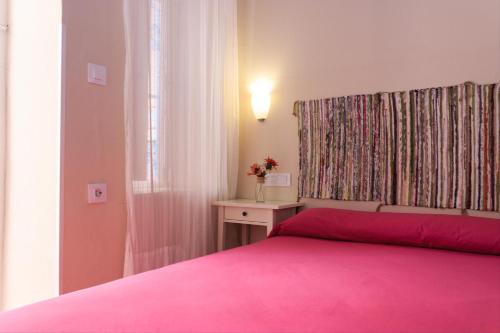 Habitación Doble con baño privado del hotel Azahar. Foto 19