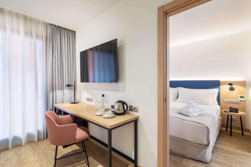 Suite Junior del hotel Occidental Alicante. Foto 1