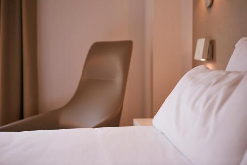 Suite Junior del hotel Sercotel Amistad Murcia. Foto 2