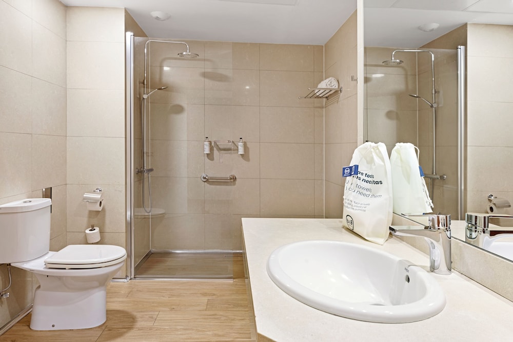 Habitación doble superior del hotel B&B Logroño Las Cañas. Foto 4