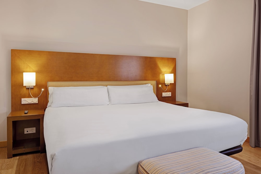 Habitación doble del hotel B&B Logroño Las Cañas. Foto 1