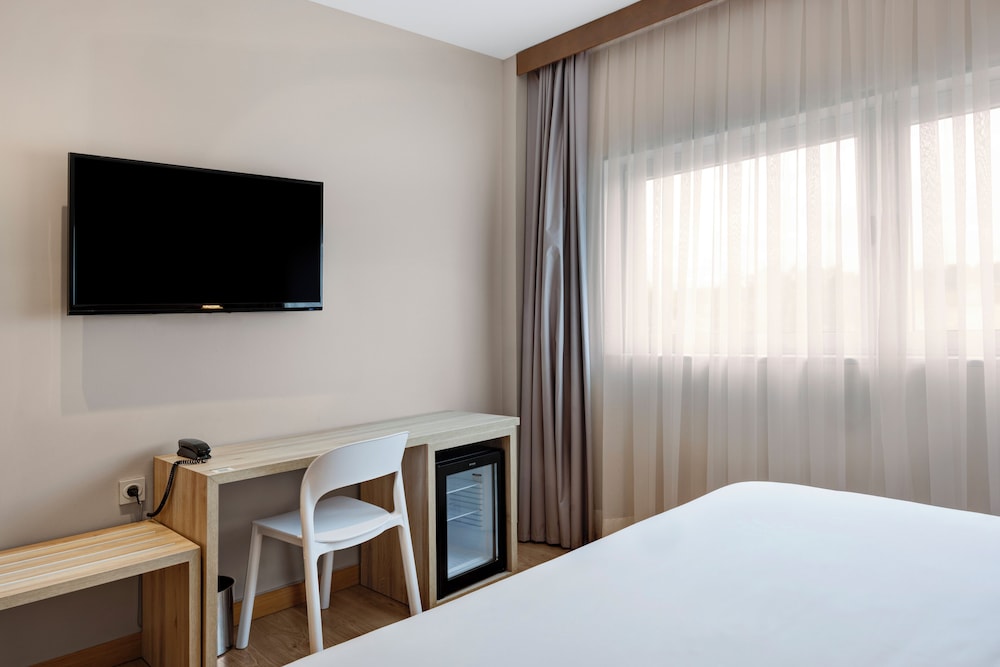 Habitación doble del hotel B&B Logroño Las Cañas. Foto 2