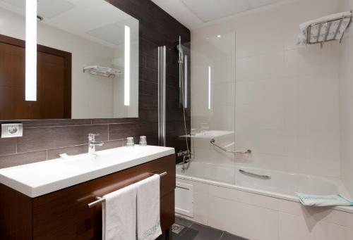 Habitación Triple del hotel Ciudad De Alcaniz. Foto 1