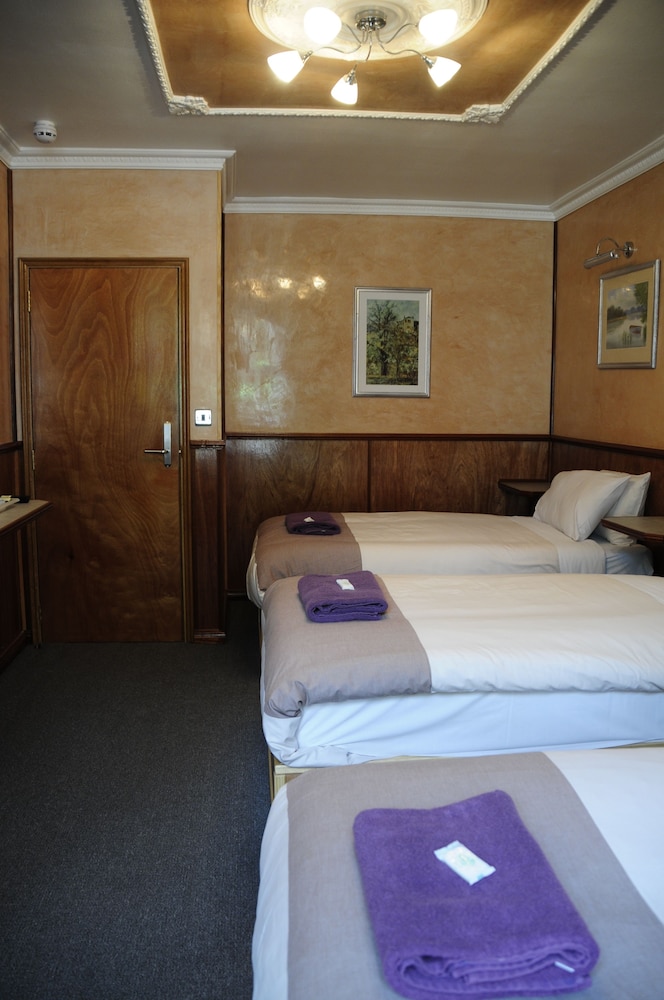 Habitación Triple del hotel Cricklewood Lodge. Foto 3