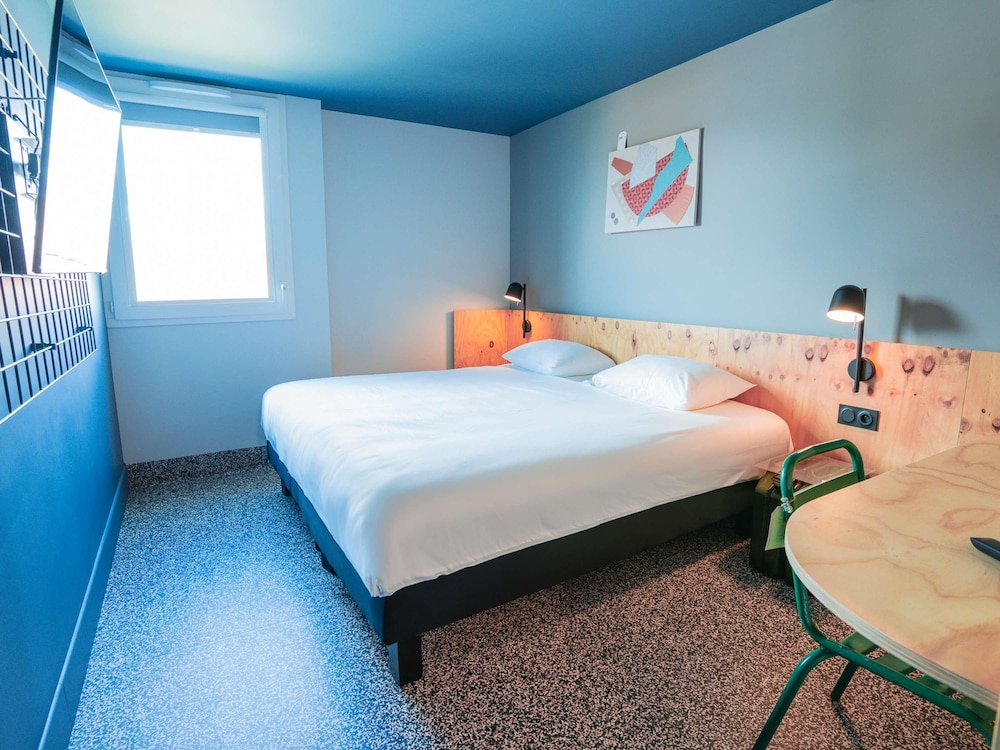 Habitación Pop con cama doble del hotel greet hotel Montpellier Aeroport Parc des Expos. Foto 5