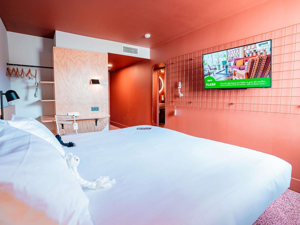 Habitación Pop con cama doble del hotel greet hotel Montpellier Aeroport Parc des Expos. Foto 4