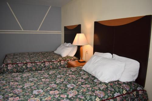 Habitación Doble Estándar del hotel East Norwich Inn. Foto 1