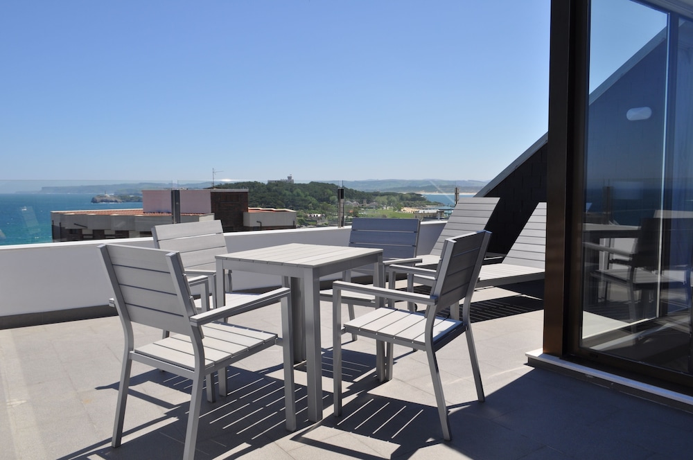 Suite junior, terraza del hotel Gran Victoria. Foto 4